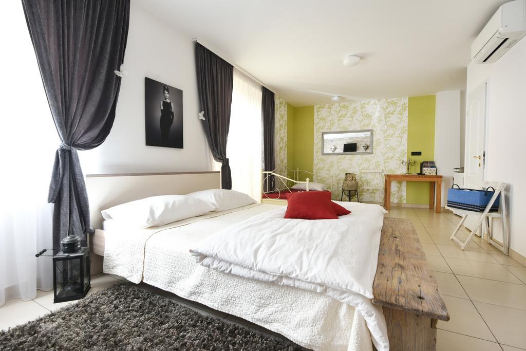 Apartments Kokolo 시베니크 객실 사진